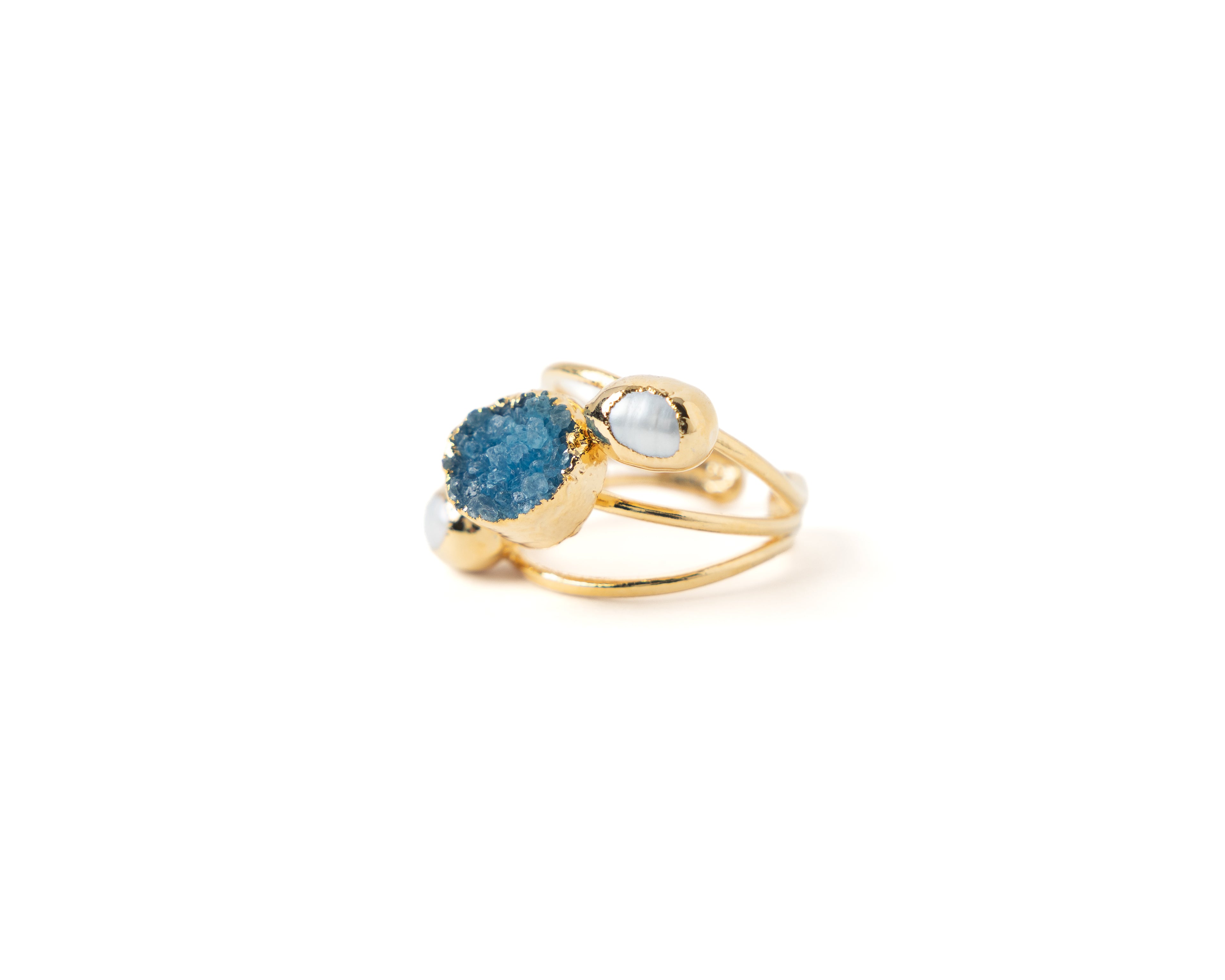 Blue Druzy Quartz & Freshwater Pearl Ring – Gold Plated